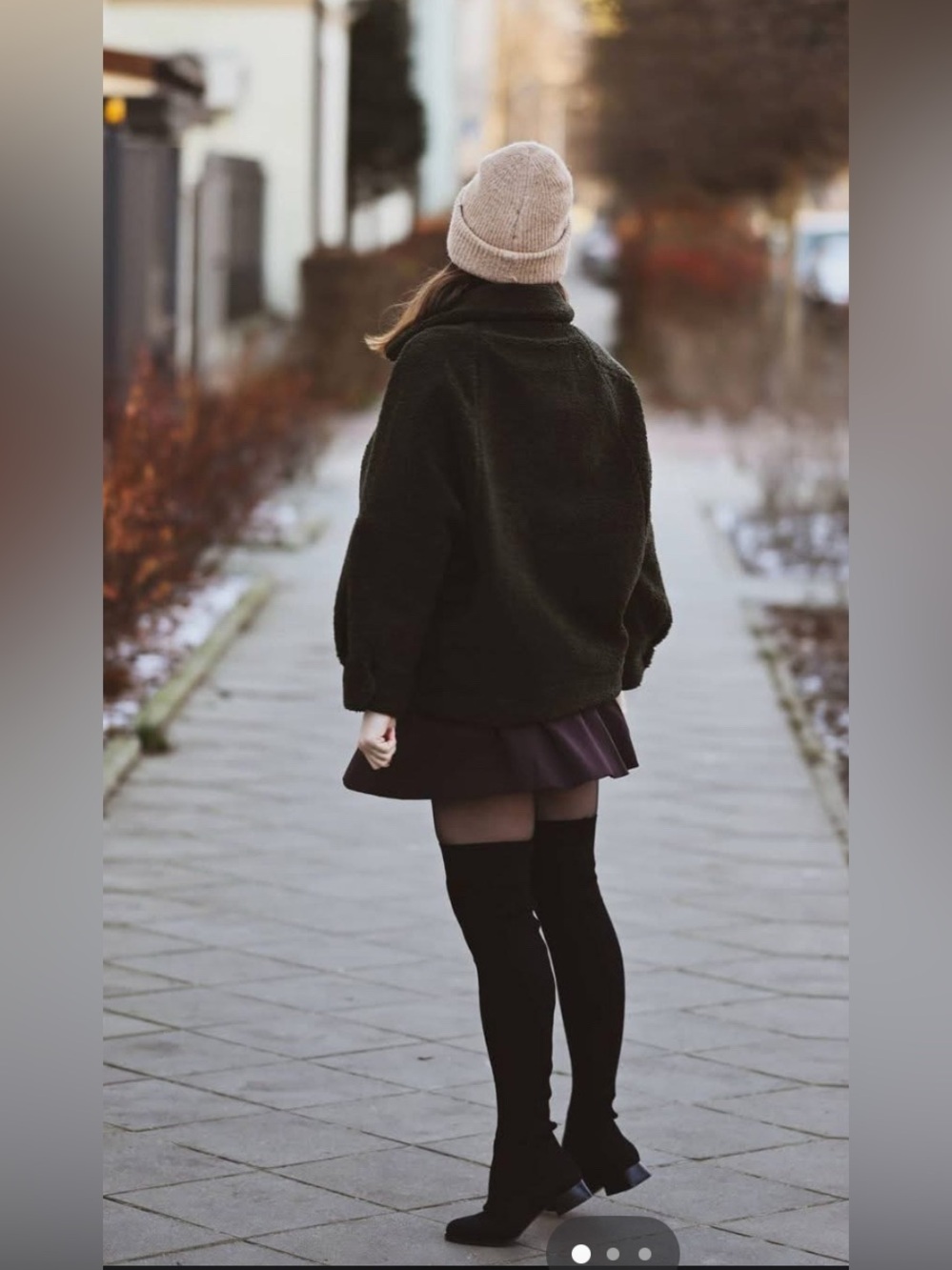 Vivaia Madeline Over The Knee Thigh High Boots Black Wool Size 9.5